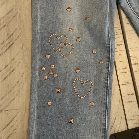 DG2 New Classic Stretch Denim Embellished Heart Jeans Chambray 6 New - Picture 5 of 16